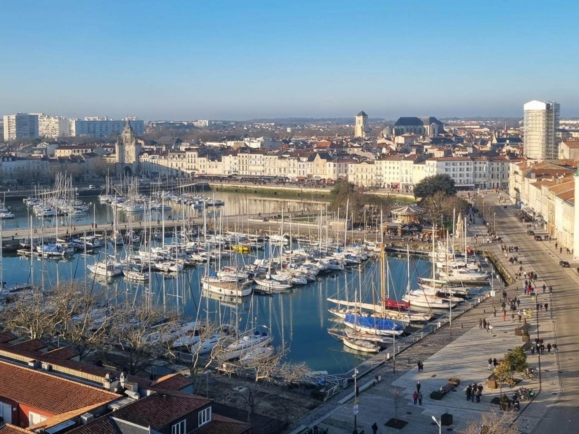 Charmant Studio 37M2 Centre-Ville La Rochelle, Proche Vieux Port, Equipe Pour 2/3 Personnes - Fr-1-535-40 La Rochelle  Ngoại thất bức ảnh